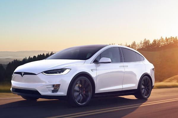Tesla научила автомобили заказывать запчасти сразу после поломки