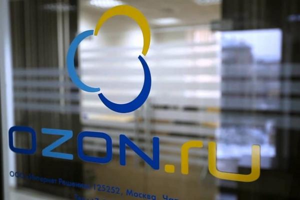 Ozon решил выпускать умные колонки для управления складом