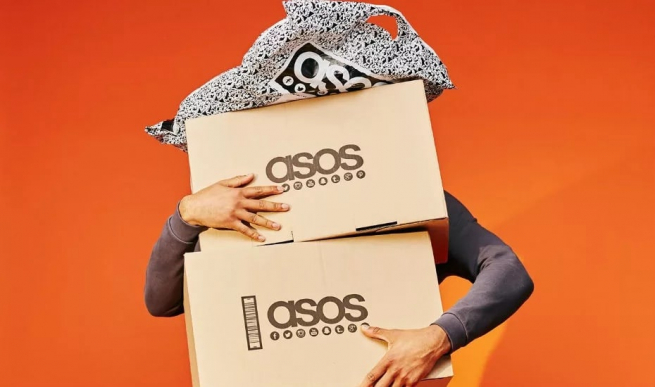 Британский ASOS прекратил доставку в Россию