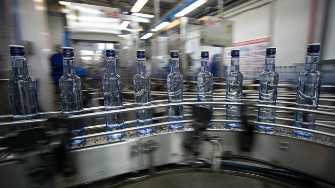 Производители алкоголя предлагают поднять минимальные цены на водку