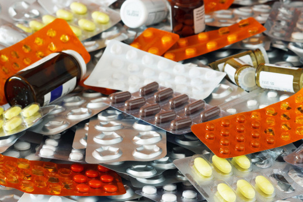 Россияне пожаловались на хроническую нехватку лекарств в аптеках