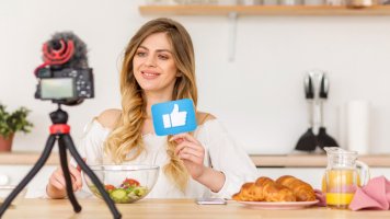 Рекламный рынок России повысил спрос на микроблогеров на 30%