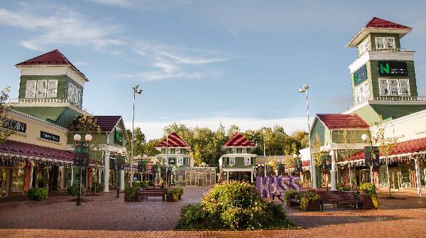 Novaya Riga Outlet Village открывается в Подмосковье (фото) Novaya Riga Outlet Village открывается в Подмосковье (фото)