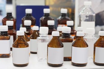 В России будут развивать производство ряда лекарств в аптеках