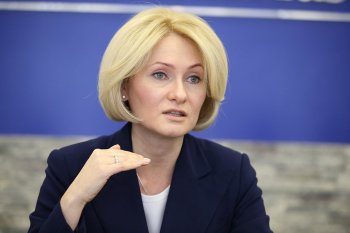 Абрамченко опровергла сообщения об отказе от сроков годности на этикетках