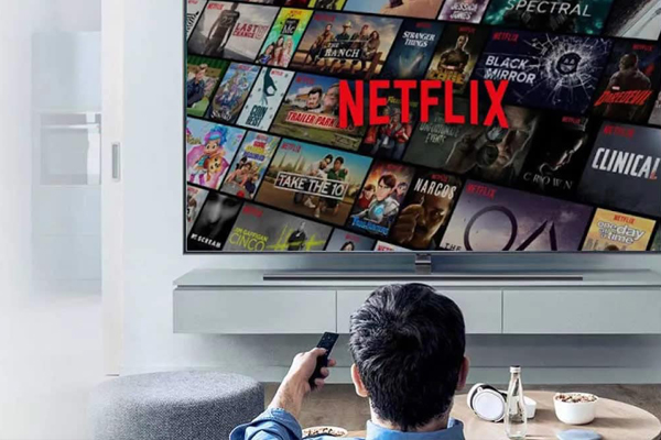 Netflix перестал работать в России