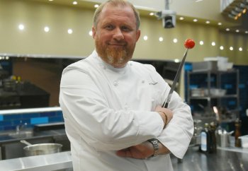 Шеф-повар и телеведущий Константин Ивлев запустил бренд Ivlev Chef Home BY Kitchen