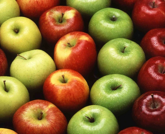 Запрет на ввоз фруктов из Польши приведет к росту цен на яблоки до 40%