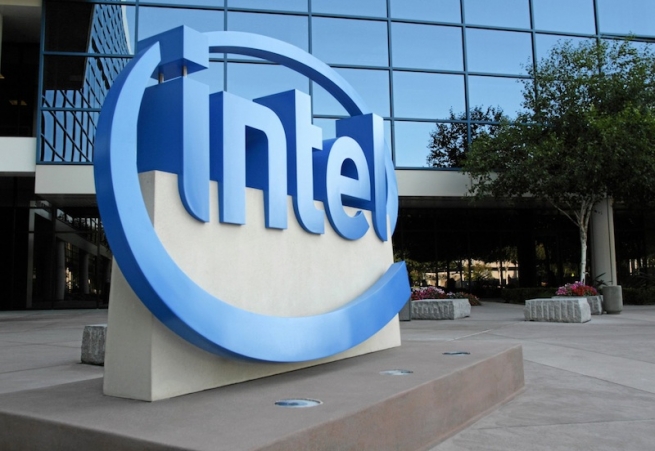 Intel сменил стратегию: на смену ПК придут дата-центры и интернет вещей