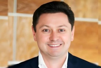 В сети «Улыбка радуги» сменился генеральный директор В сети «Улыбка радуги» сменился генеральный директор