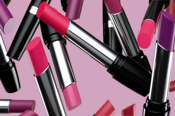 Акционеры высказались за продажу Avon