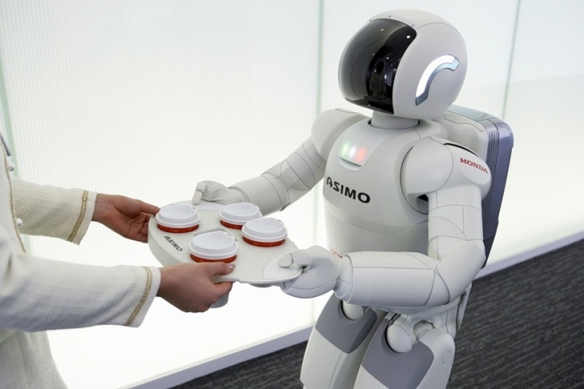 В Японии суши будут доставлять роботы