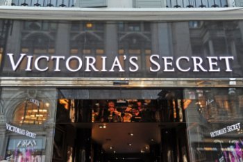 Квартальные продажи Victoria’s Secret превзошли ожидания