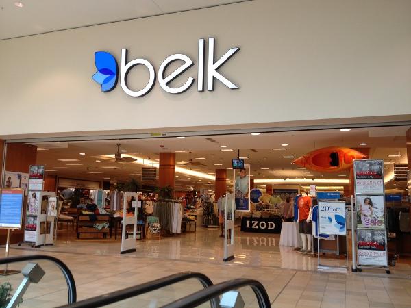 Belk расширяет предложение аксессуарами сегмента luxury Belk расширяет предложение аксессуарами сегмента luxury