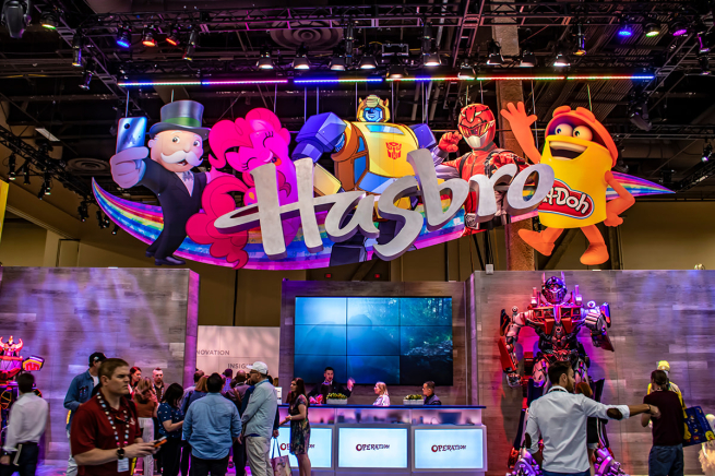 Hasbro сократит 15% сотрудников