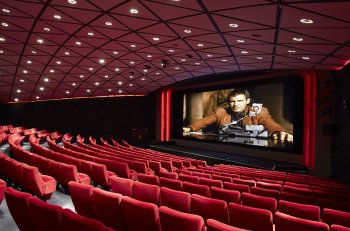 Кинотеатры в России оказались под угрозой закрытия из-за отсутствия репертуара