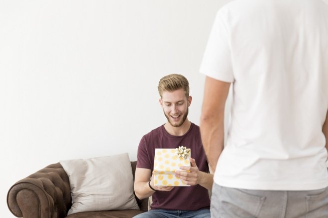 Большинство мужчин хотят получить полезный подарок на 23 февраля