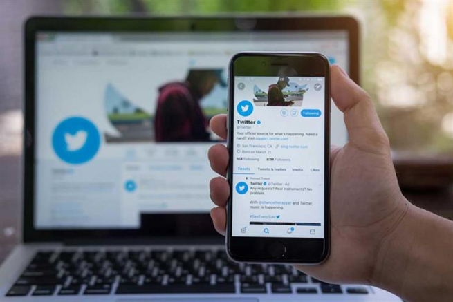 Twitter планирует запустить сервис с платной подпиской Twitter планирует запустить сервис с платной подпиской