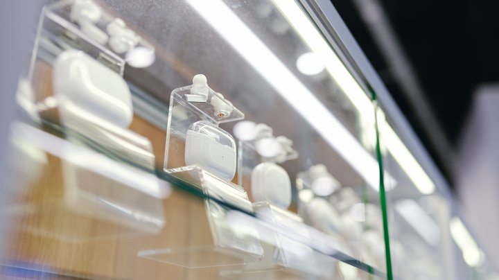 Продажи наушников и гарнитур в 2025 году стали рекордными за последние пять лет