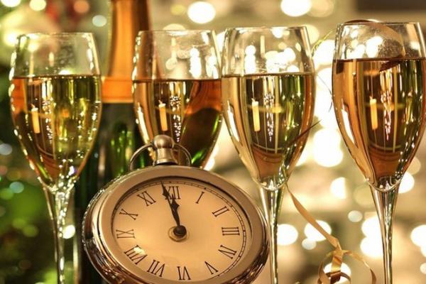 Роскачество рассказало, как выбрать шампанское к Новому году