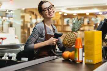 Зарплаты в ритейле в 2026 году вырастут в среднем на 10-15% Зарплаты в ритейле в 2026 году вырастут в среднем на 10-15%