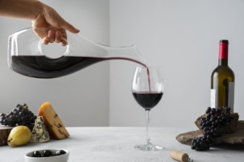 Экспорт вина из Грузии в РФ за полугодие увеличился более чем на треть