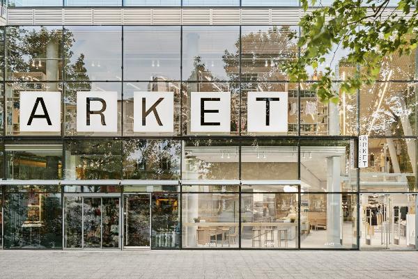 ARKET откроет свой первый офлайн-магазин в России