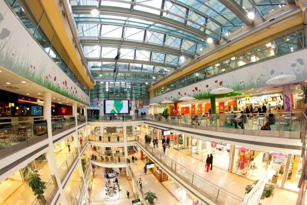 Ввод торговых центров в регионах откладывают