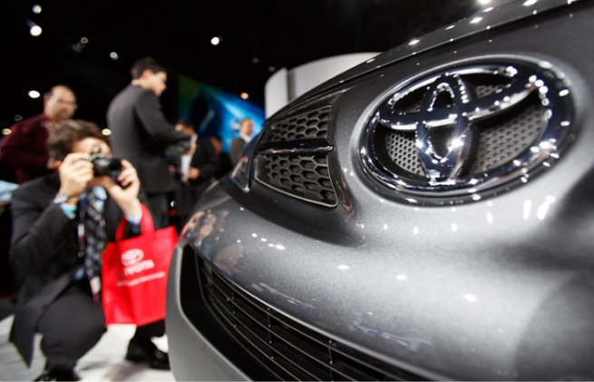 Toyota отзовет в России более 140 тыс. тыс. кроссоверов RAV4 из-за ремней безопасности