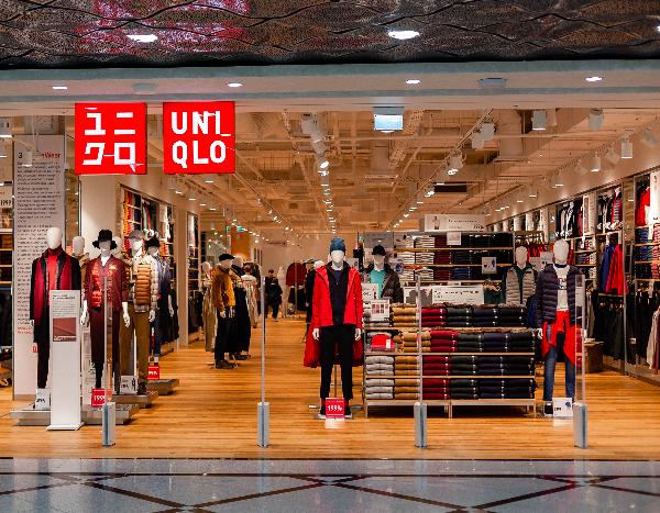 UNIQLO откроет три магазина в Москве и Санкт-Петербурге UNIQLO откроет три магазина в Москве и Санкт-Петербурге