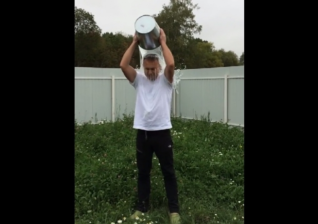 Алексей Скорик из Vans принял вызов команды Project Line в Ice Bucket Challenge