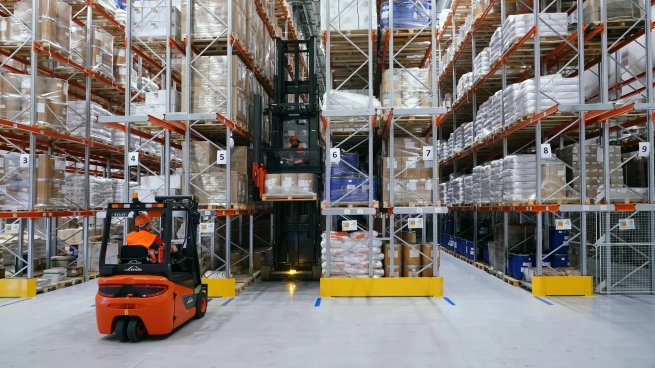 На CDEK.Shopping появились товары зарубежного маркетплейса Poizon На CDEK.Shopping появились товары зарубежного маркетплейса Poizon