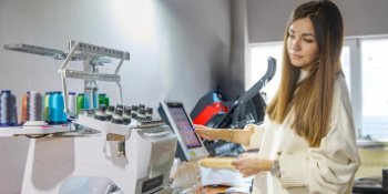 Производители текстиля и одежды Москвы увеличили оборот на 30%