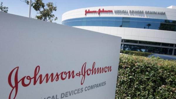 Johnson & Johnson может разделиться на две публичные компании Johnson & Johnson может разделиться на две публичные компании
