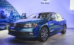 Продажи нового Volkswagen Jetta начались в России с января 2015 года