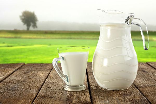 Более 40% россиян периодически покупают растительное молоко