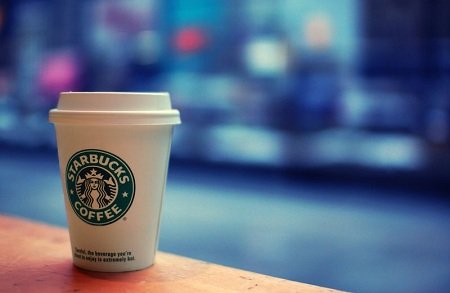 Starbucks продает кофе за 1 рубль