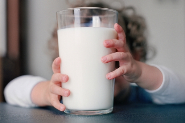 Из российского молока должны исчезнуть антибиотики