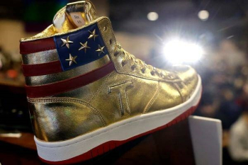 Дональд Трамп запустил свой бренд кроссовок