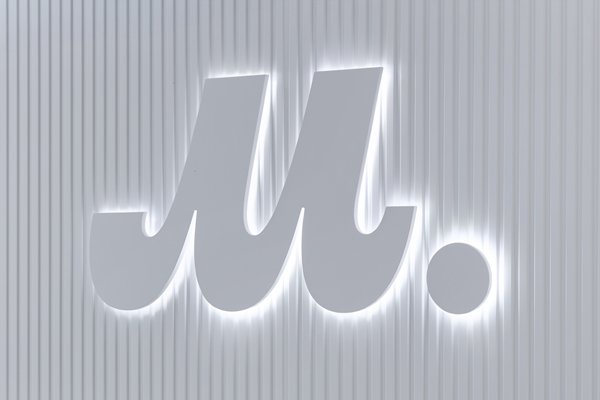 Продажи товаров на собственном маркетплейсе «М.Видео» в октябре выросли на 48%