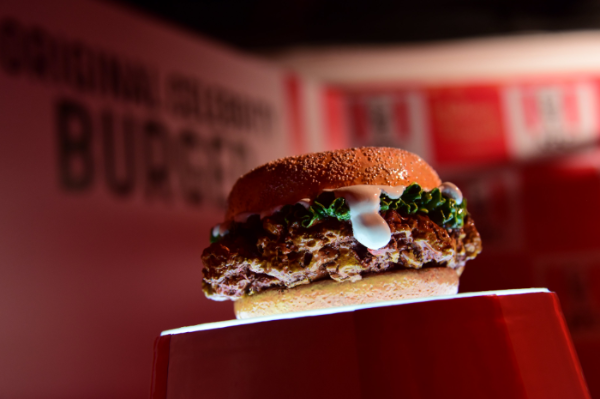 Бургер KFC стал экспонатом Музея мадам Тюссо в Дели