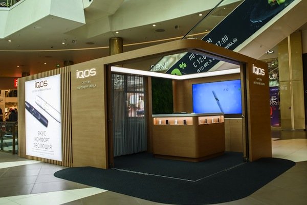 В Санкт-Петербурге открылся первый магазин iQOS