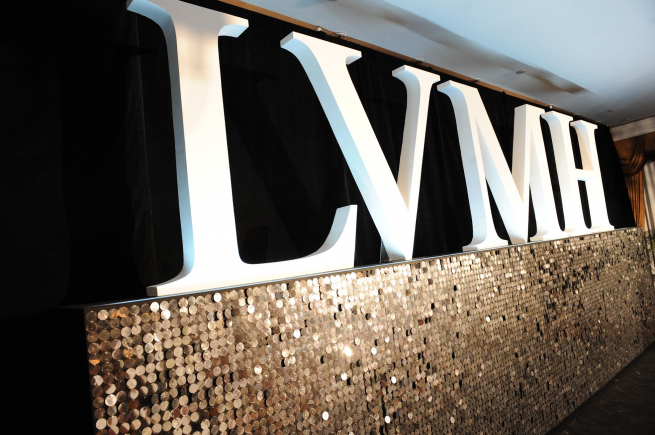 Квартальные продажи LVMH оказались лучше прогнозов аналитиков Квартальные продажи LVMH оказались лучше прогнозов аналитиков