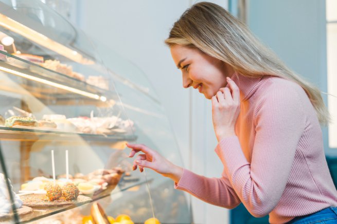 Каждый второй россиянин хотел бы отказаться от импульсивных «вкусных» покупок