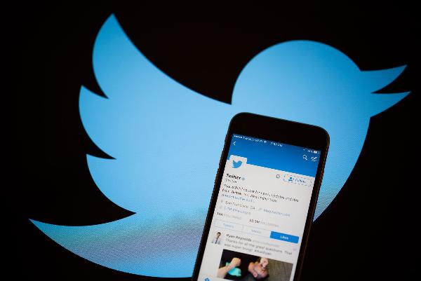 Илон Маск приобретает Twitter за 44 млрд долларов Илон Маск приобретает Twitter за 44 млрд долларов