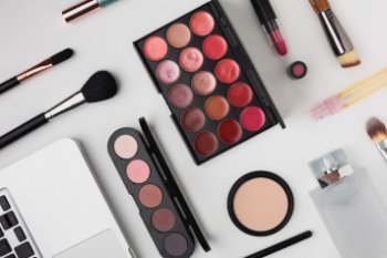 «Арнест Юнирусь» вышла в сегмент премиальной косметики