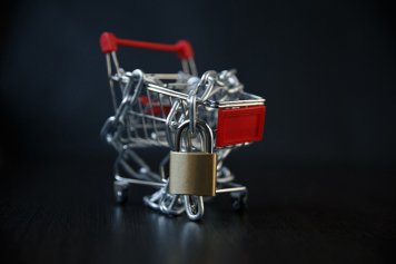 Принят закон о блокировке опасной продукции через систему маркировки