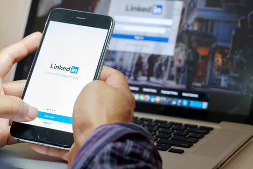 Посещаемость LinkedIn в России упала на 36% после блокировки