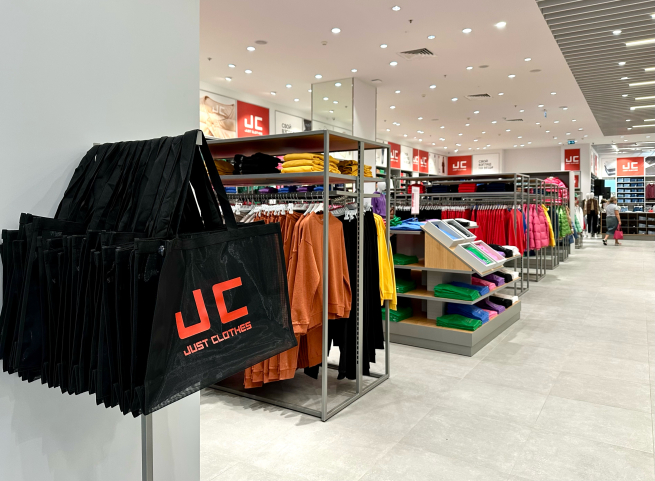 В МЕГЕ Парнас открылся первый магазин JUST CLOTHES в Санкт-Петербурге (Фото)