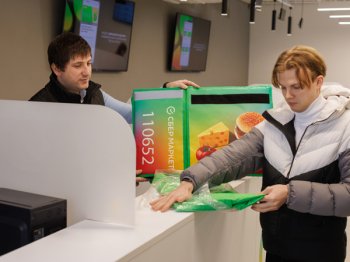 СберМаркет открыл флагманский центр для курьеров в Москве (ФОТО)